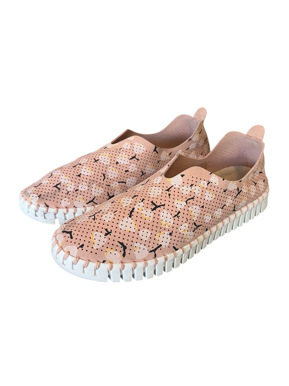 Ilse Jacobsen Tulip 139 Women’s 7.5
Adobe Rose Fabric Perforated Slip On Shoes - Picture 4 of 10